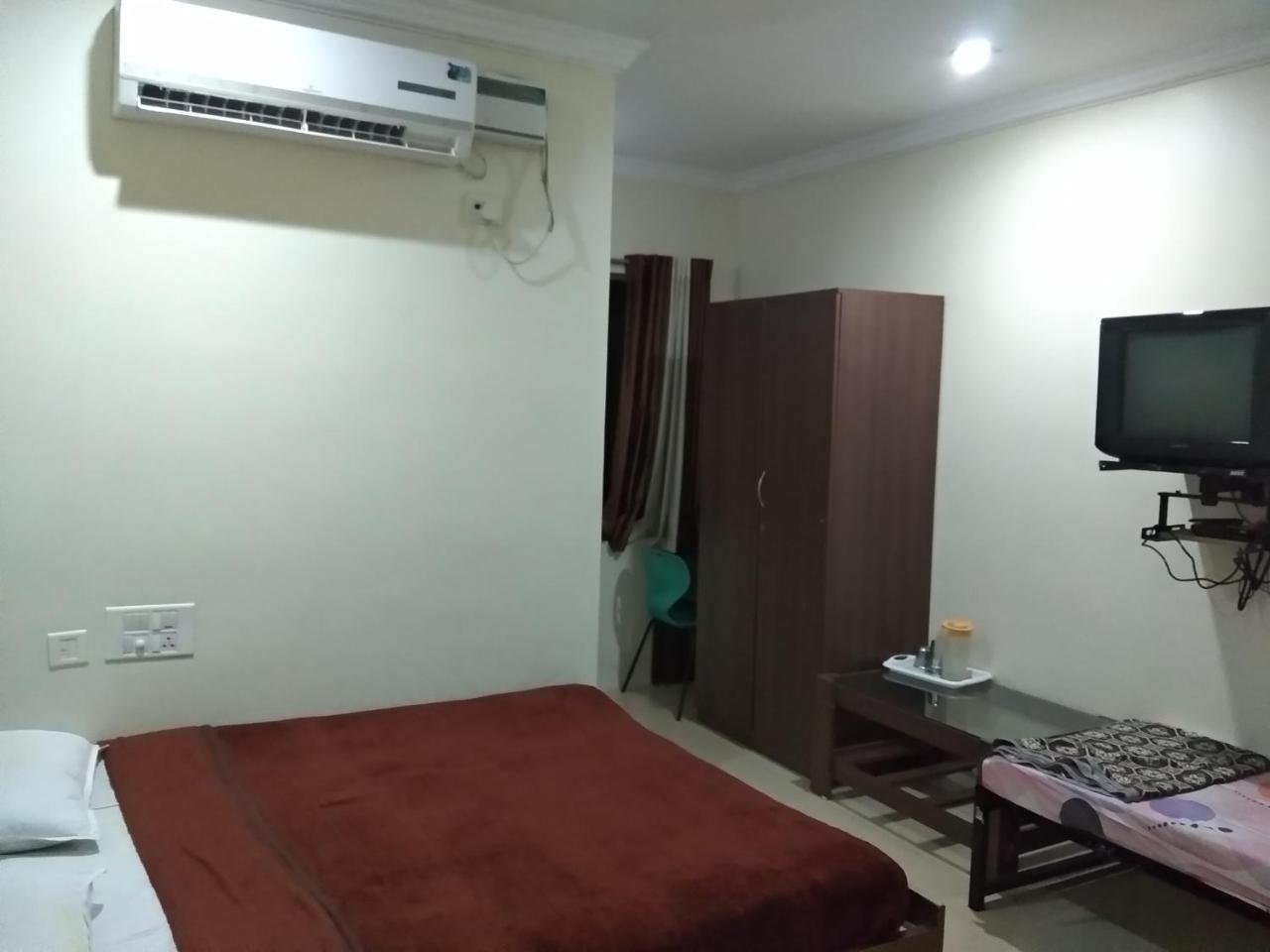 Sai Tirumala Residency Tirupati Dış mekan fotoğraf